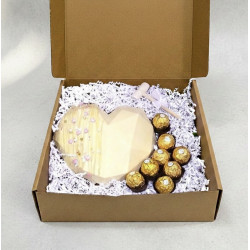 CORAZÓN DE CHOCOLATE BLANCO + BOMBONES